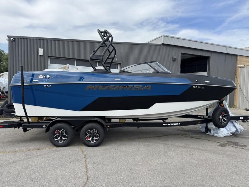 2025 Moomba Max
