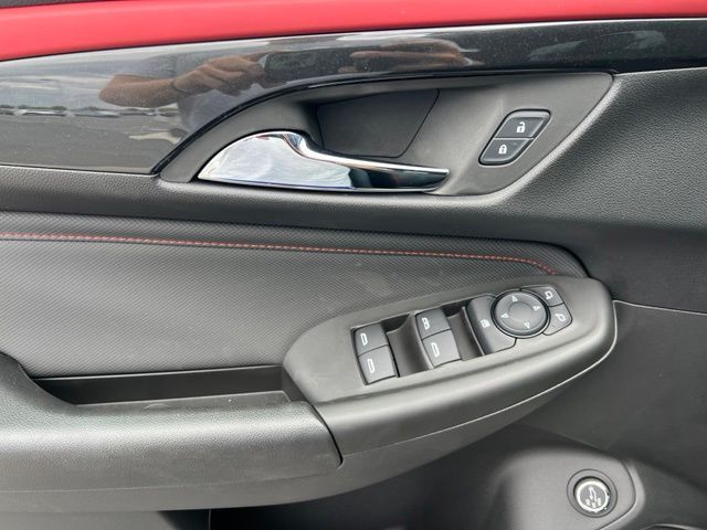 Main image 16