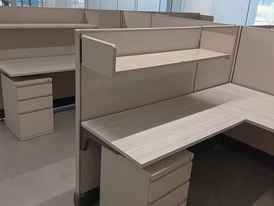 Cubicle 6x6 & larger | Herman Miller AO2 | 53" tall Pre-owned workstation