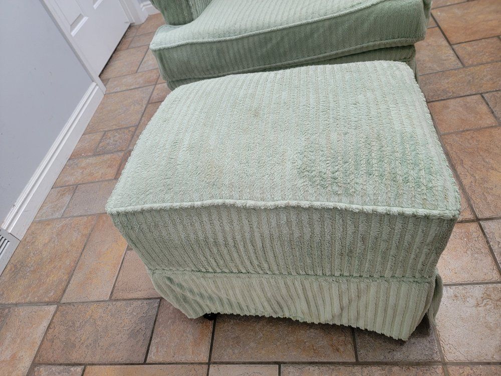 Main image 8