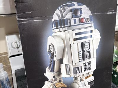 LEGO Star Wars R2-D2 Set 75308