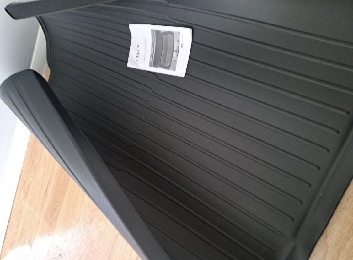 Tes Rear Cargo Liner set Model Y
