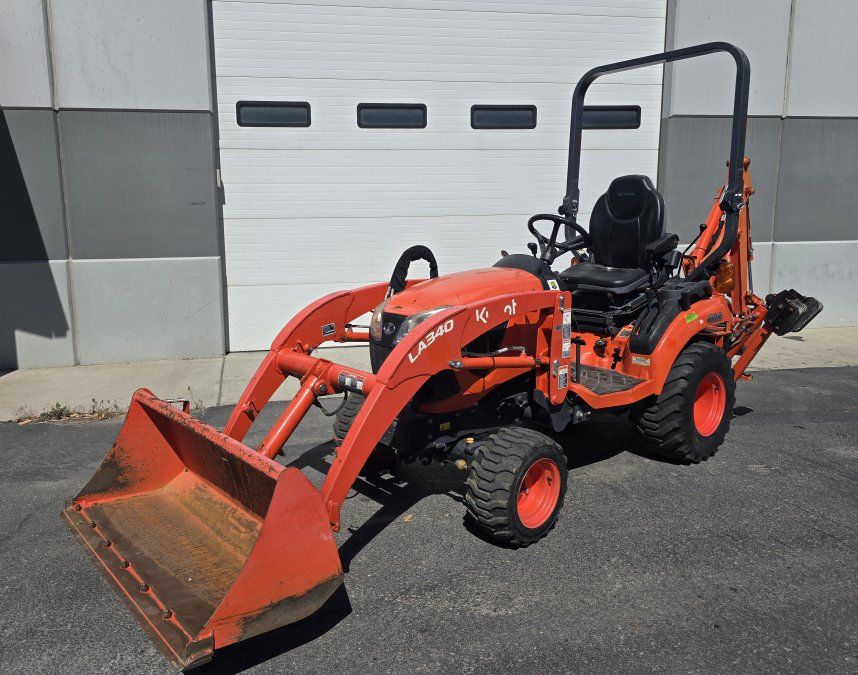 Kubota BX23S tractor with Backhoe 549 hours