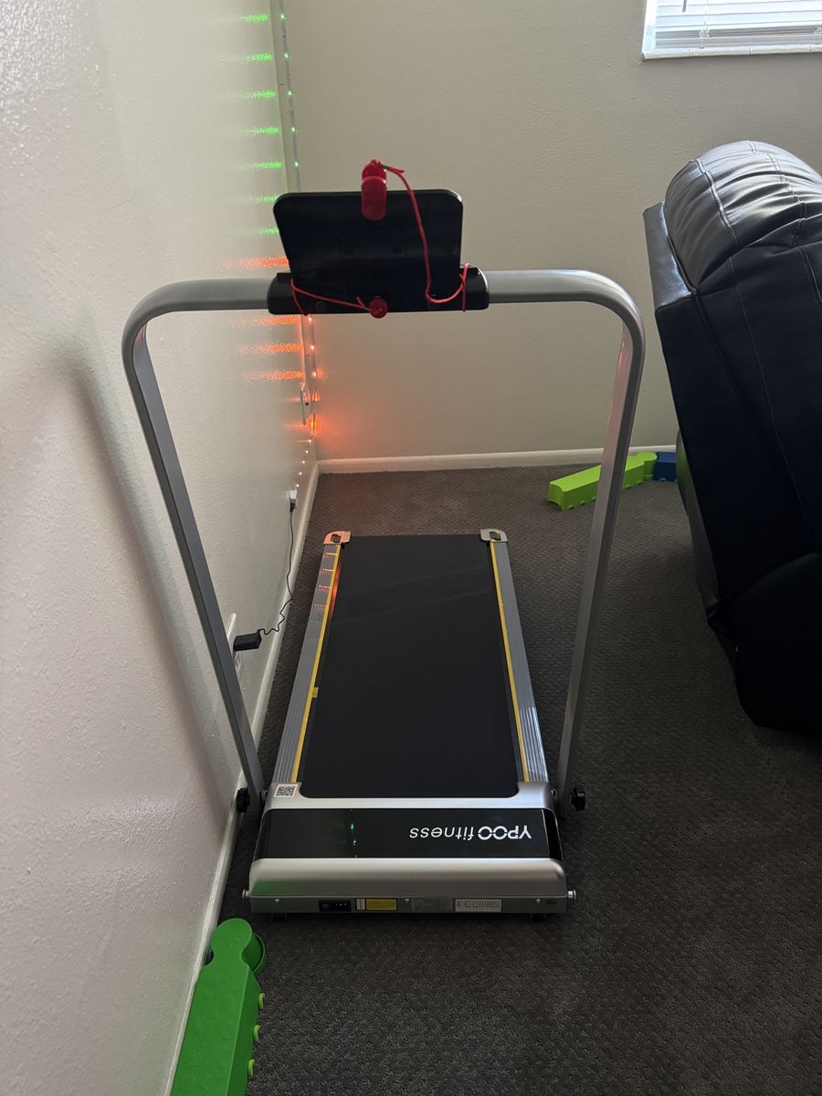 YPOO Foldable Walking Pad / Treadmill with Incline (Like New!)
