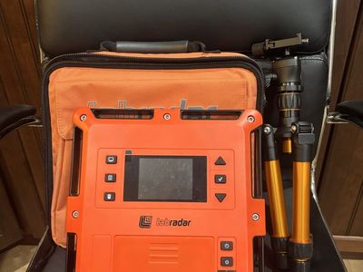 Labradar My Personal Radar Chronograph with Case and Tripod