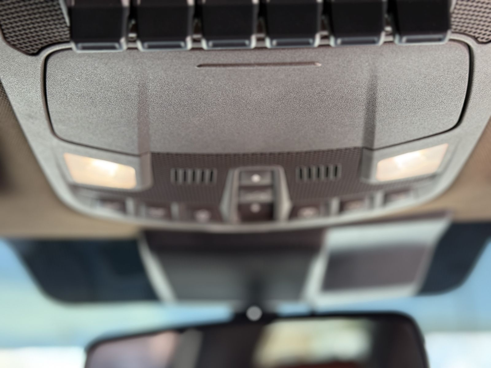 Main image 20