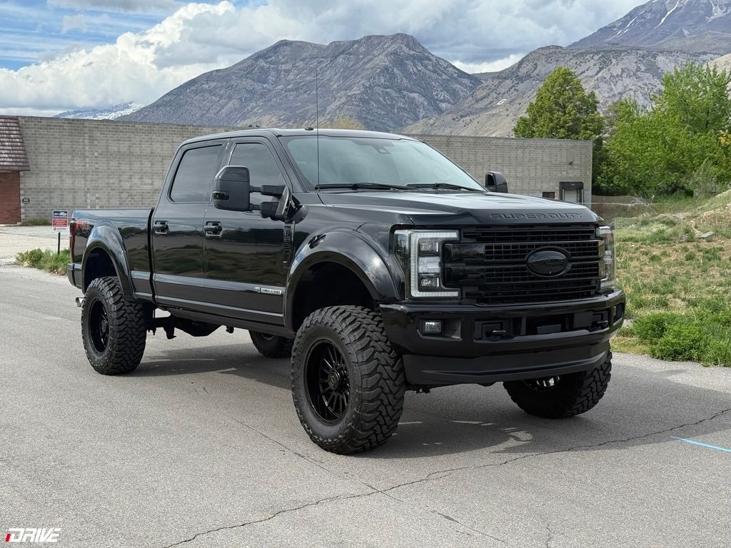 2017 Ford F-350 Super Duty Platinum