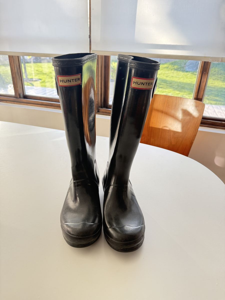 hunter rain boots kids size 3 or 4 youth