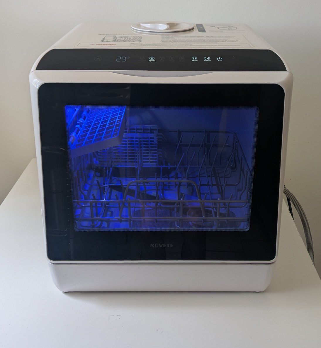 Novete Compact Countertop Dishwasher Portable Mini Dishwasher White with 5 Wash Programs