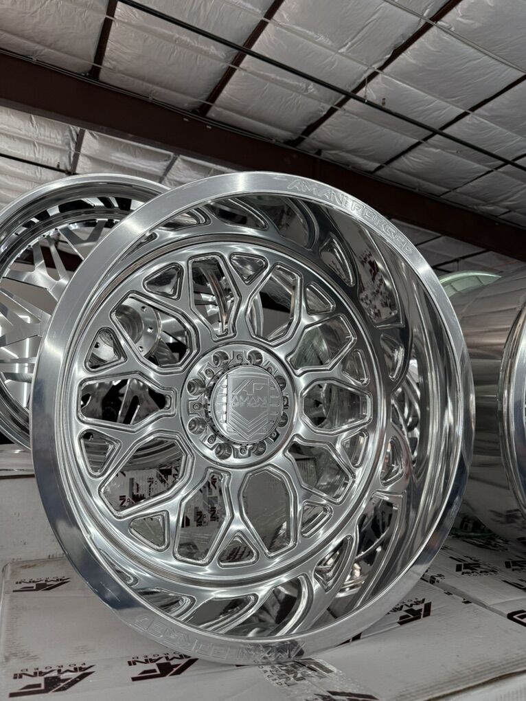 NEW 24x14 Amani Forged mira With Floaters 8x170