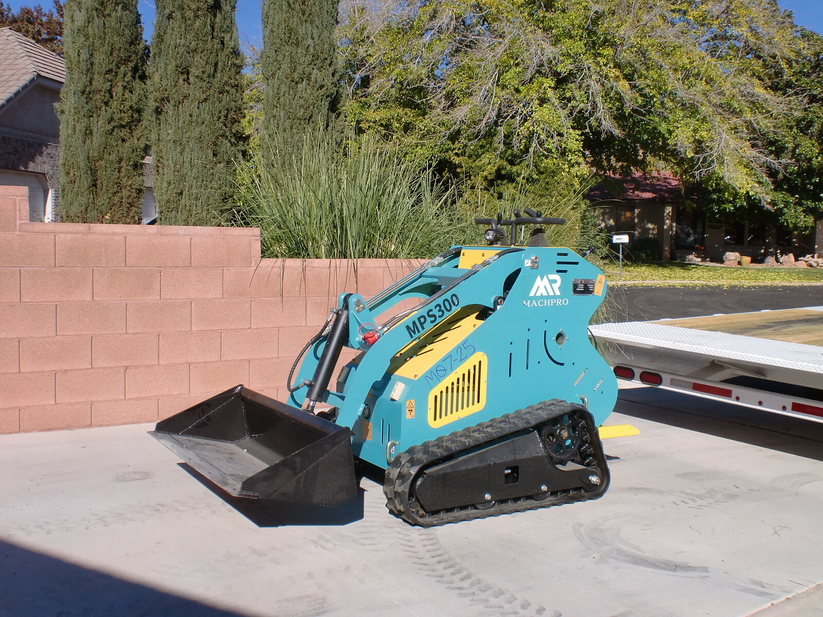 Brand New MachproMP5300 Mini excavator