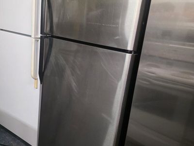 frigidaire garage refrigerator