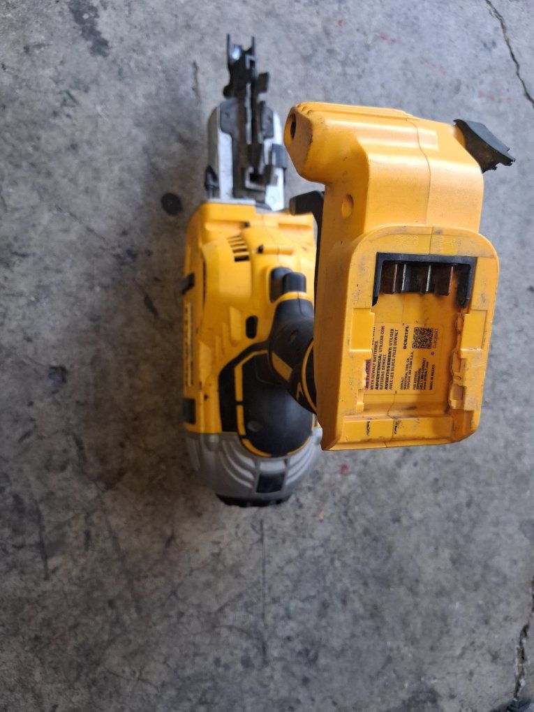 Main image 4