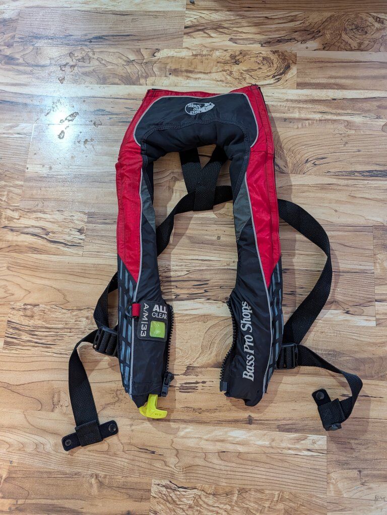 Automatic CO2 A/M-33 All-Clear B-Zip Life Vest