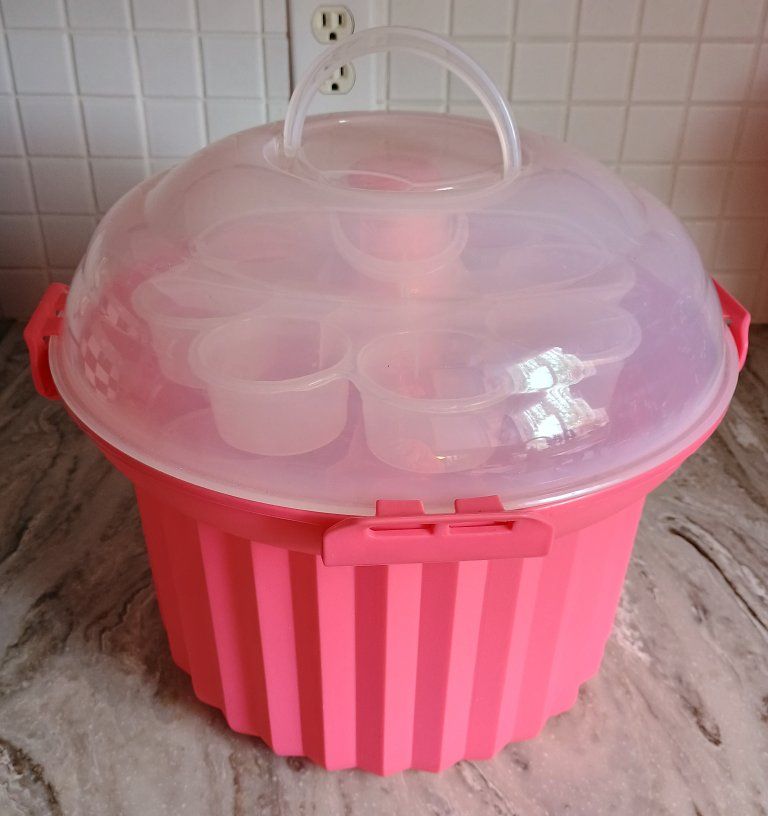 Pink Cupcake Holder
