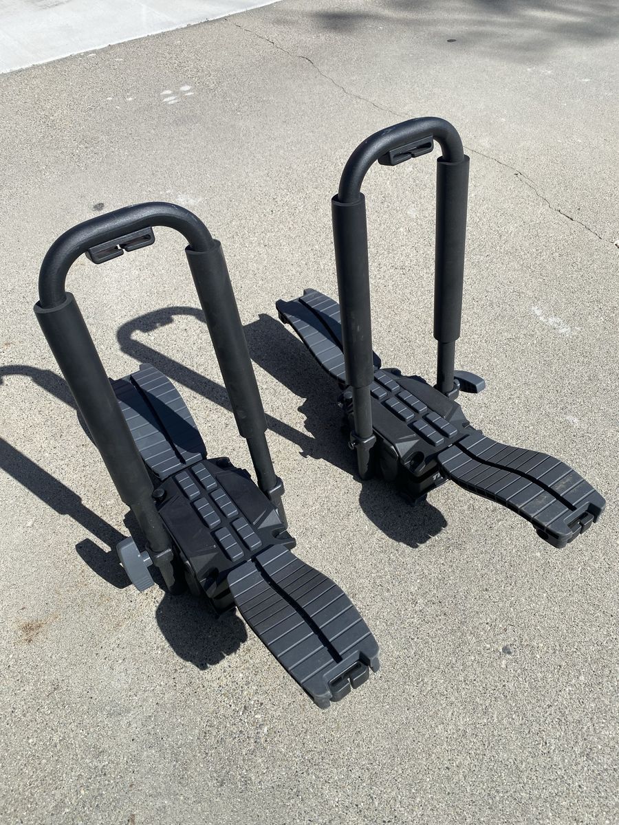 Thule Compass Double Kayak Rack