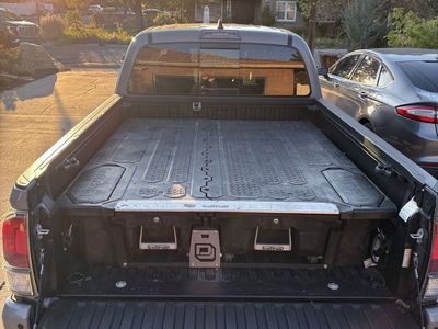 Decked drawer system for Tacoma