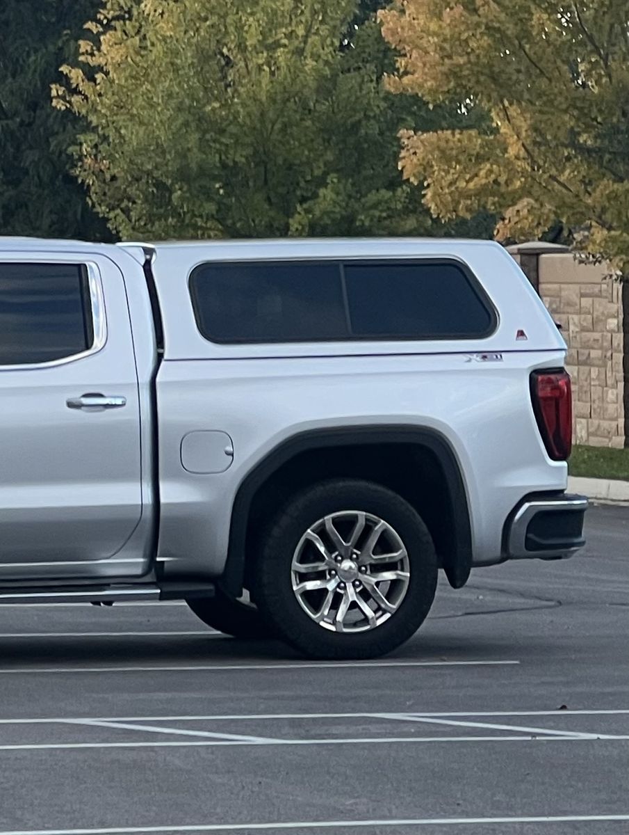 Nice LEER Topper / Shell for New Sierra or Silverado