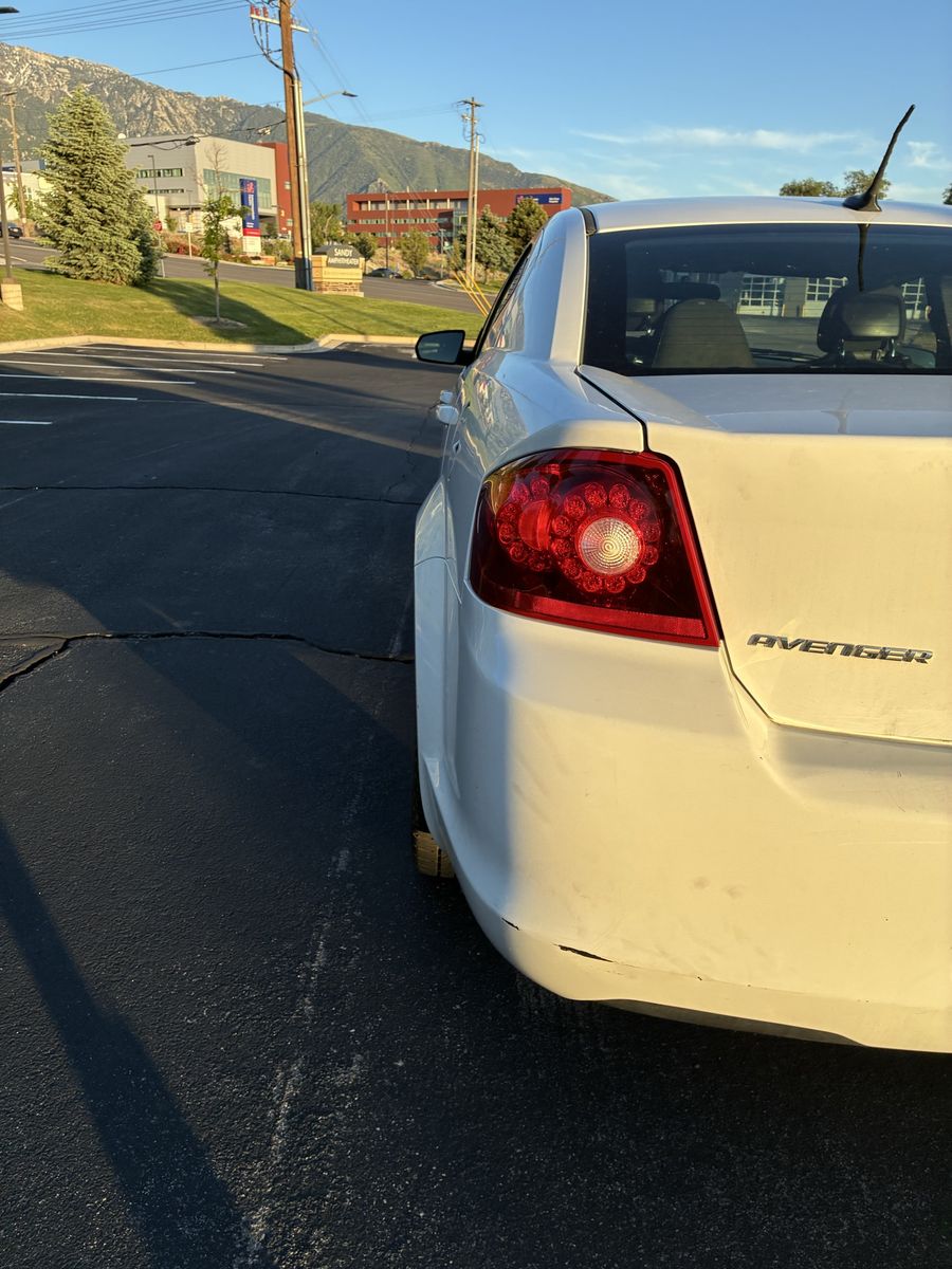 Main image 4