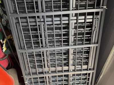 2 X large dog kennel