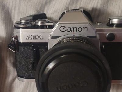 Camera with carrying case. works great. everything is complete from the day it was purchased.