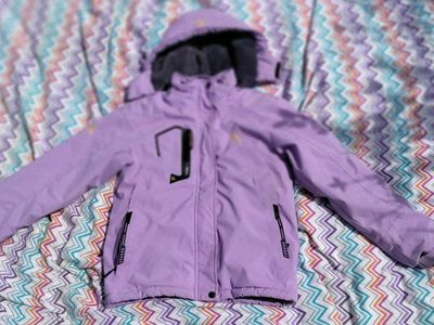 Keevoom Purple Winter Ski Jacket with Hood. Girl's Size 14-16