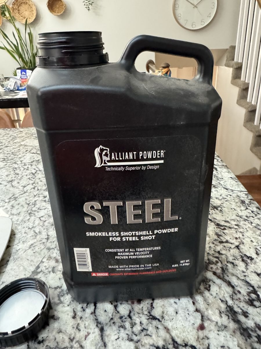 Steel Alliant shotgun powder 