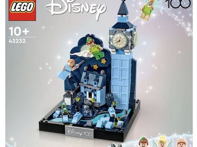LEGO Disney Peter Pan & Wendy’s Flight Over London 43232