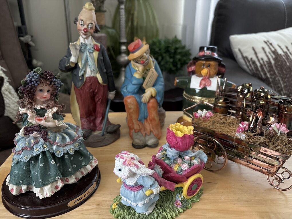 Vintage & Collectables (7 Items)