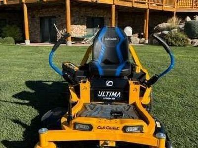 Cub Cadet Ultima Zero-Turn Lawn Mower