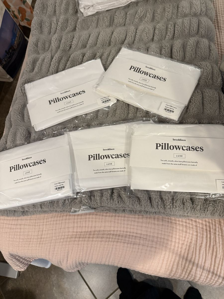 Brooklinen Luxe Sateen Pillowcase Sets, Standard Size, White 100% Cotton
