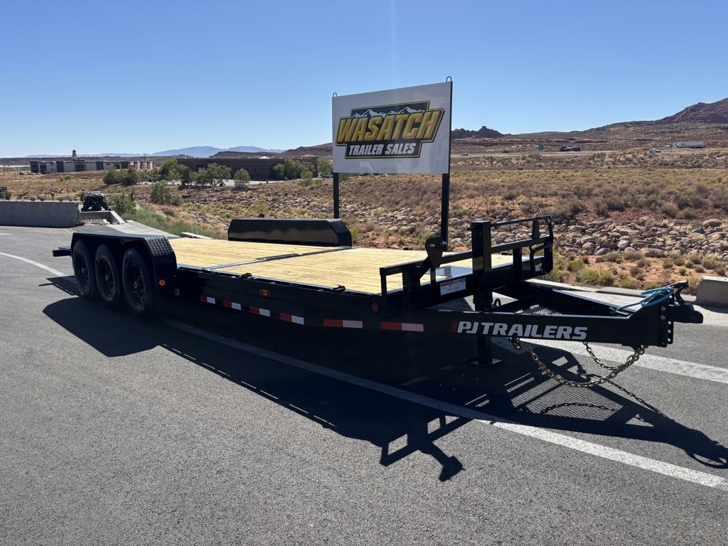 2027 PJ Trailers 7X24 Triple Axle 24' T6 Tilt Flat