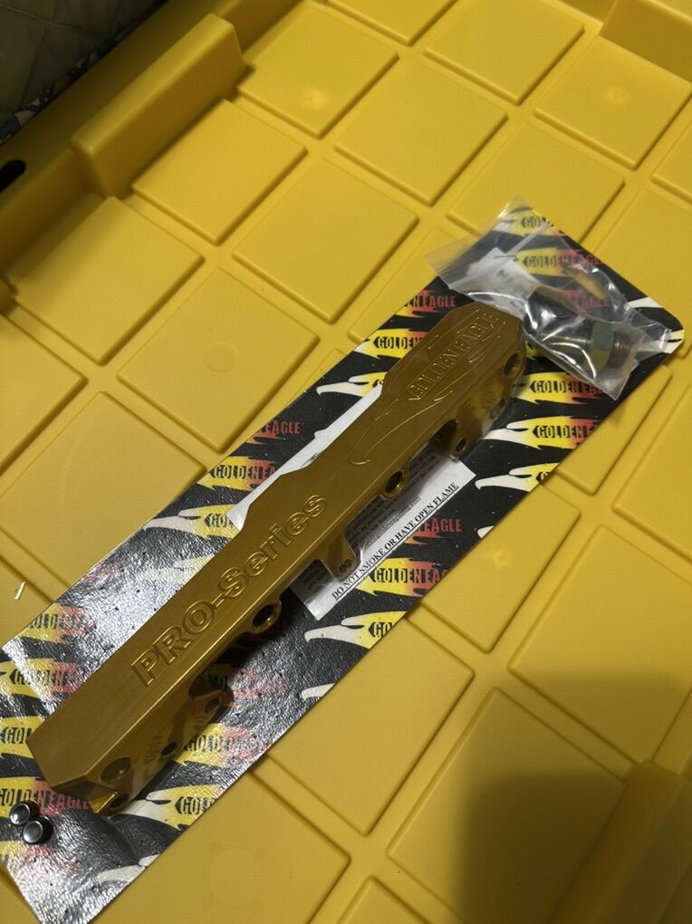 Gold Golden Eagle Pro-series Fuel Rail