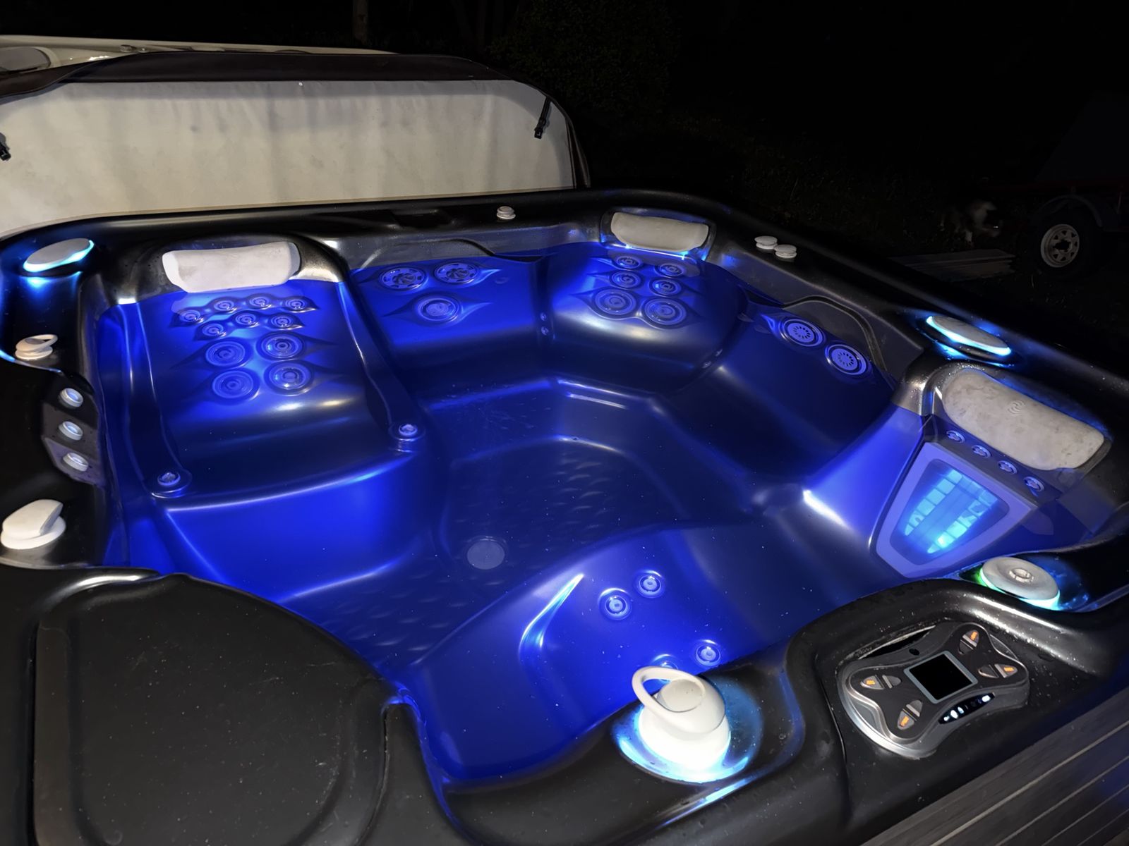 Hot Spring Envoy NXT highlife series hot tub/spa