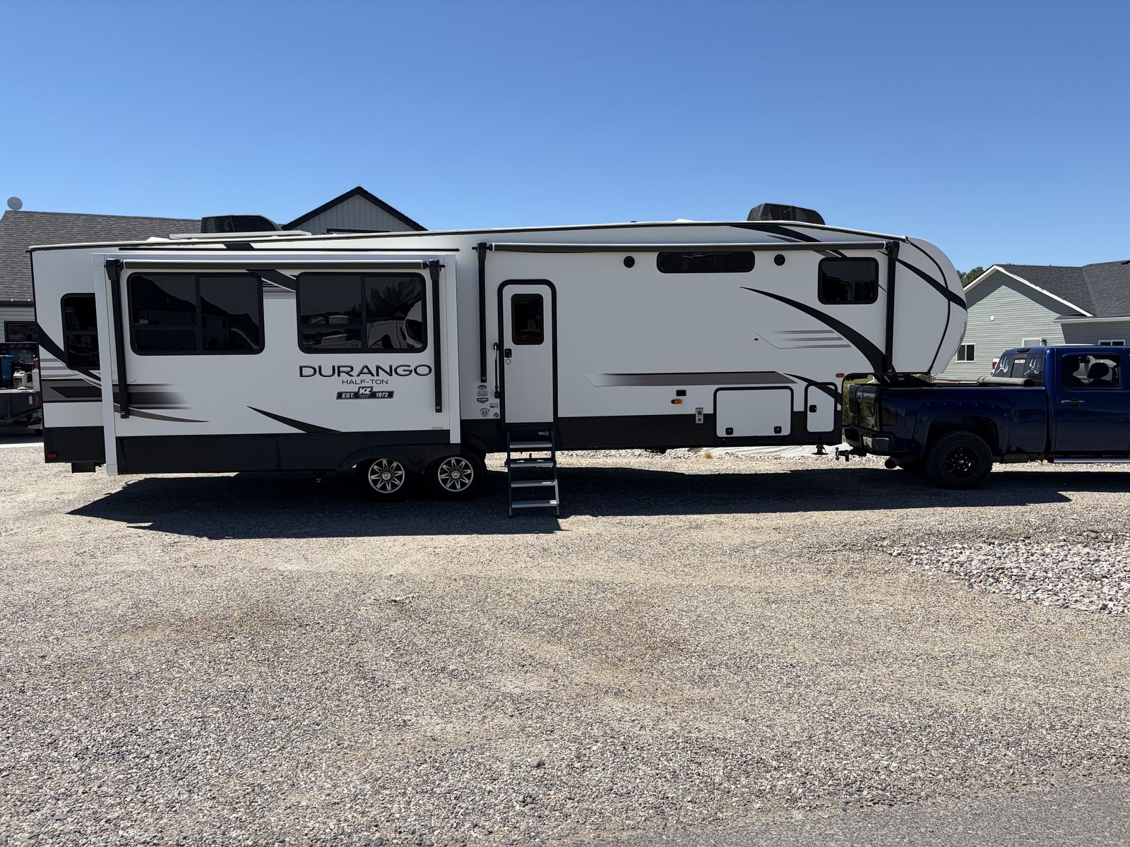 2020 KZ Durango Half Ton D294MBQ 38' Fifth Wheel Camper with Extras