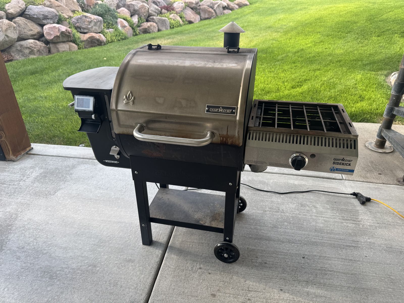 Camp Chef Woodwind 24" Pellet Smoker / Grill