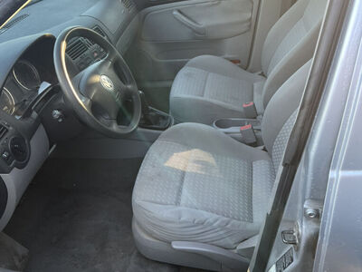 2004 VOLKSWAGEN JETTA 2.0L