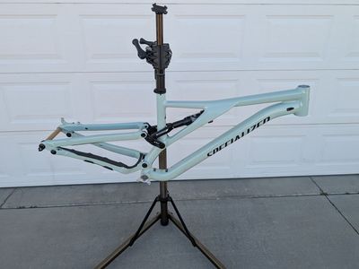 2023 Specialized Stumpjumper Alloy S4 Frame