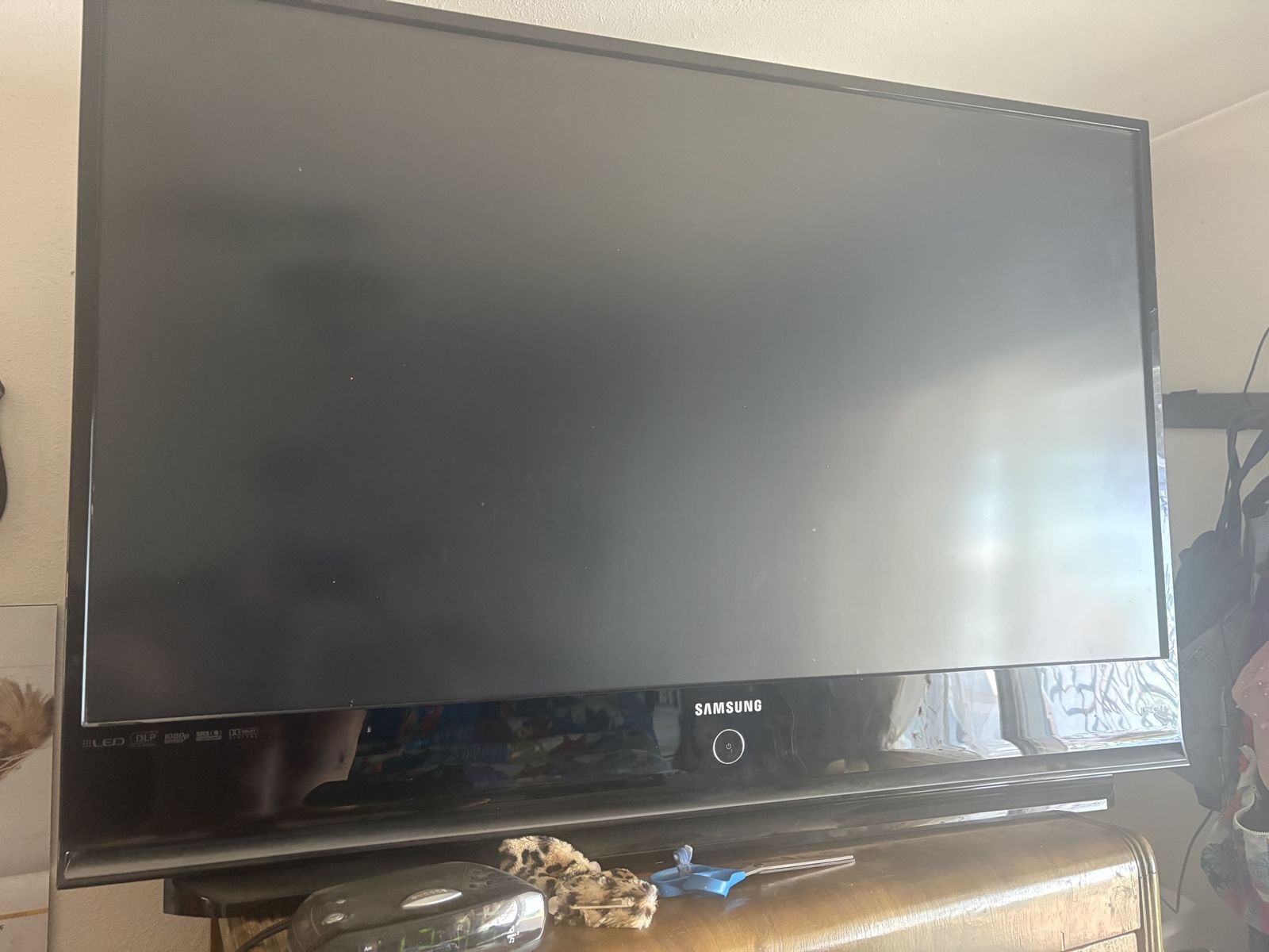 Samsung 50 Inch DLP Projection TV HL50A650X1FXZA with RCA Remote