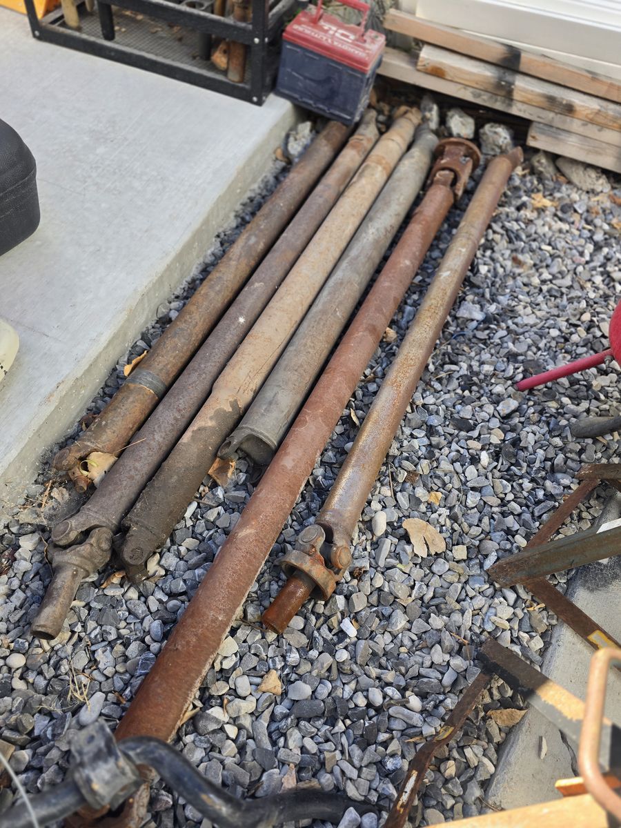 Chevy gm drive shaft drive line old school