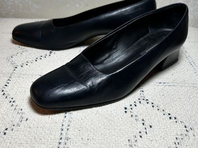 Sesto Meucci Italian PUMPS Size 8.5 Classic Shoes