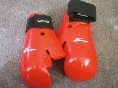 Century Championship Martial Arts (CMA) RED Sparring Gloves Size S