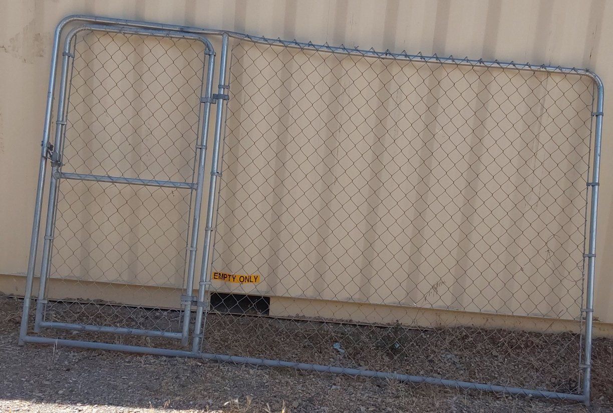 Extra large dog kennel