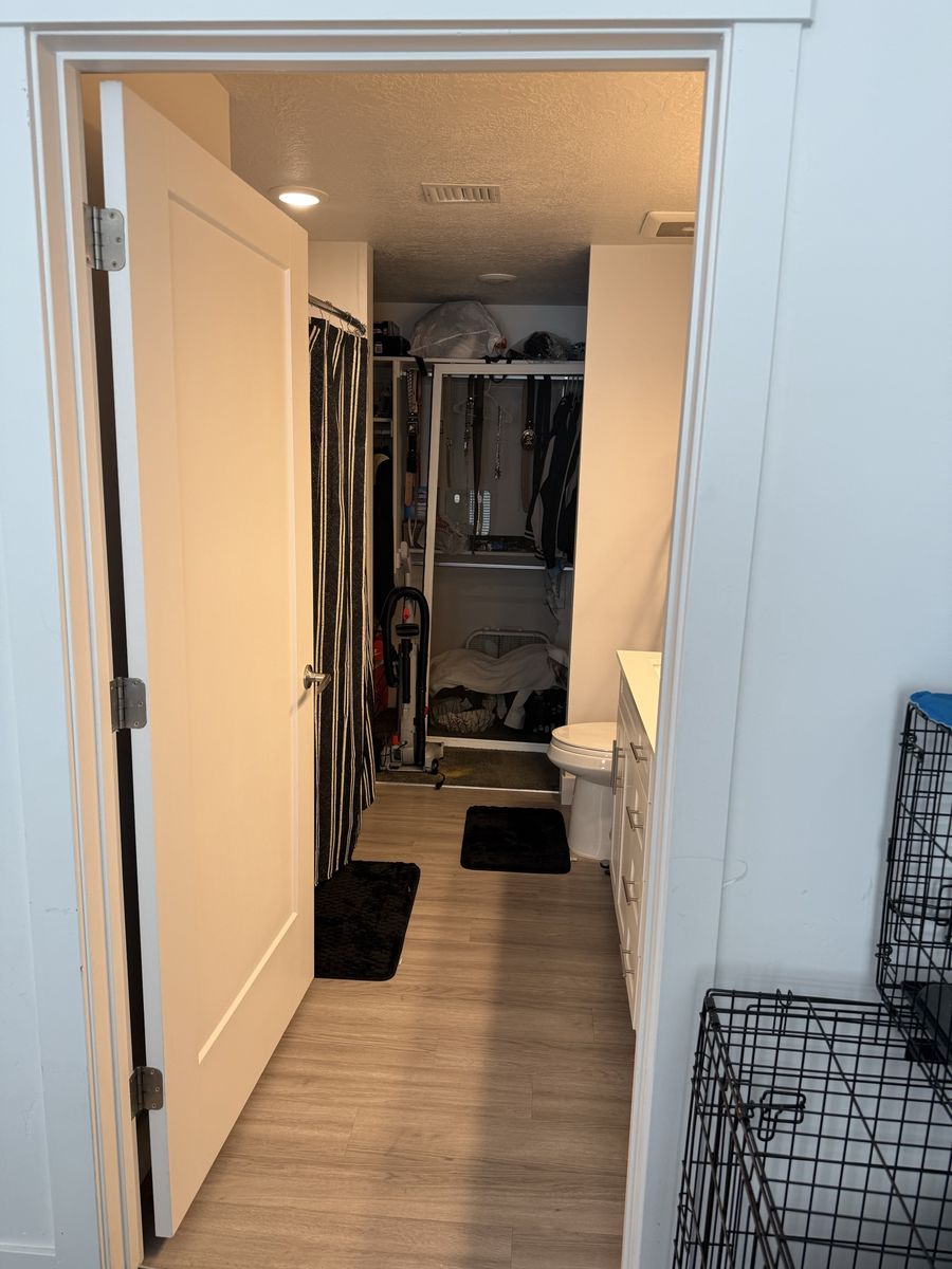 Main image 11