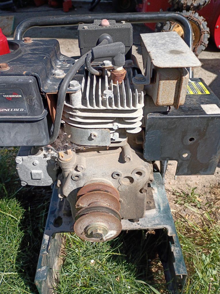 Tecumseh  5hp engine