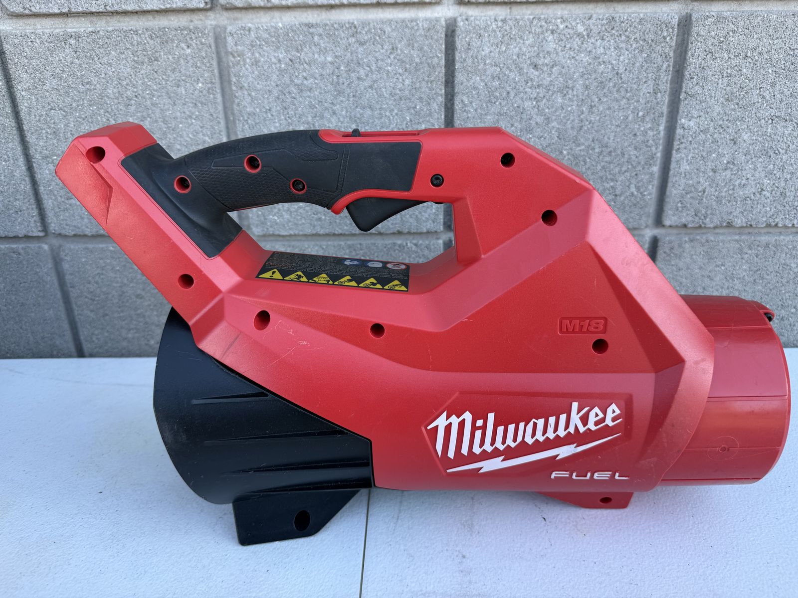 Milwaukee Blower 3017-20 - No Nozzle/Tube