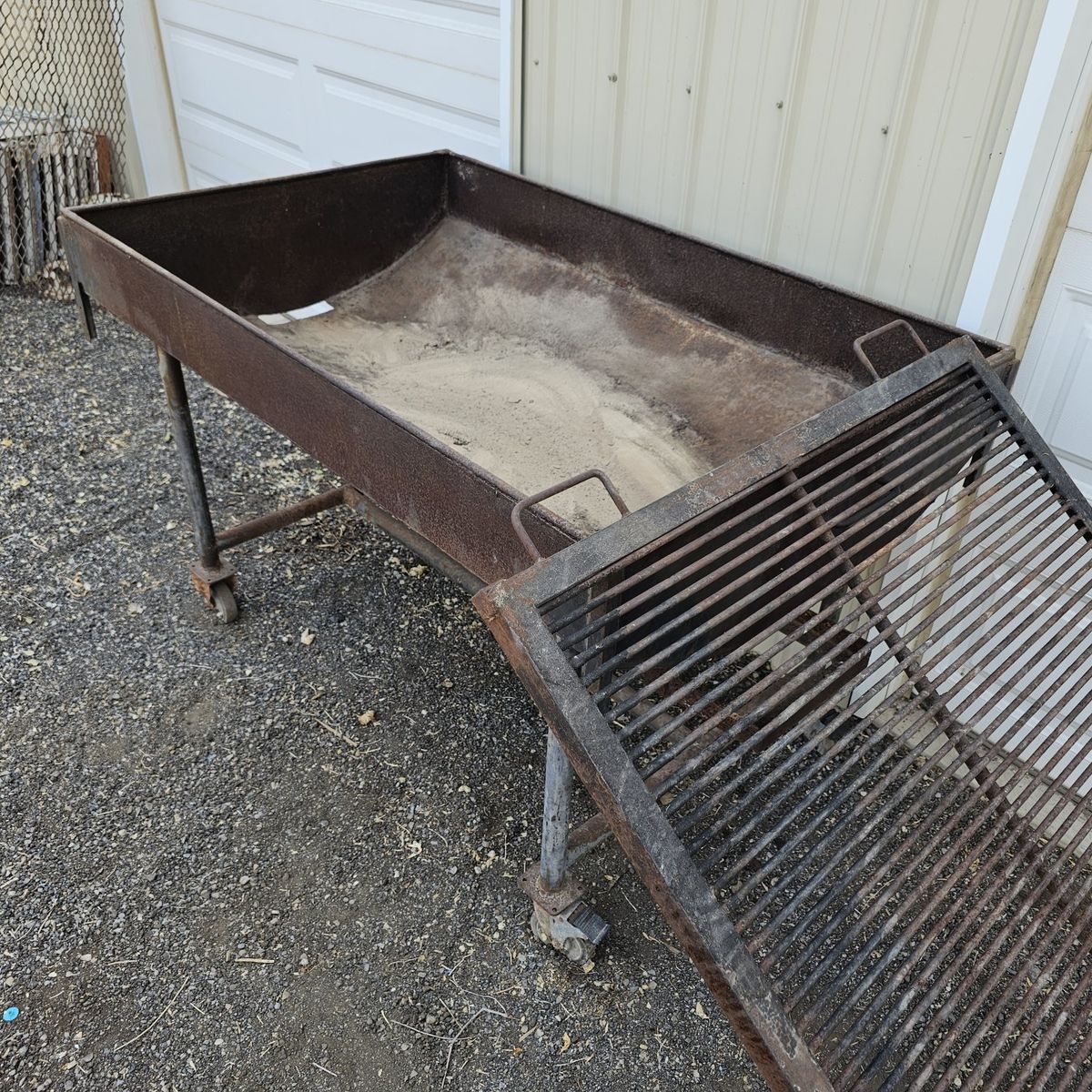 Main image 13
