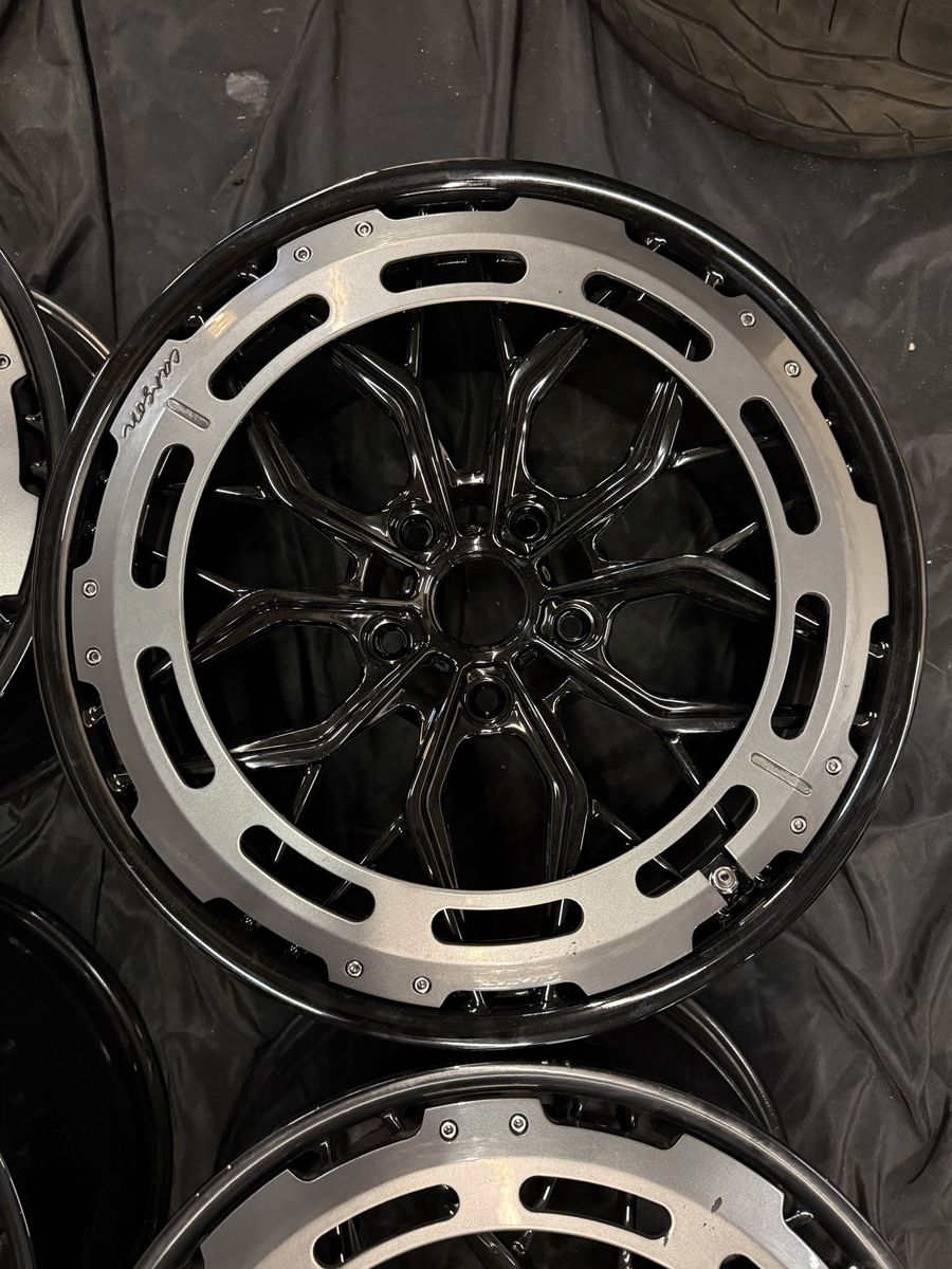 Carson Aftermarket Black and Matte Grey 5-Lug Wheels Set