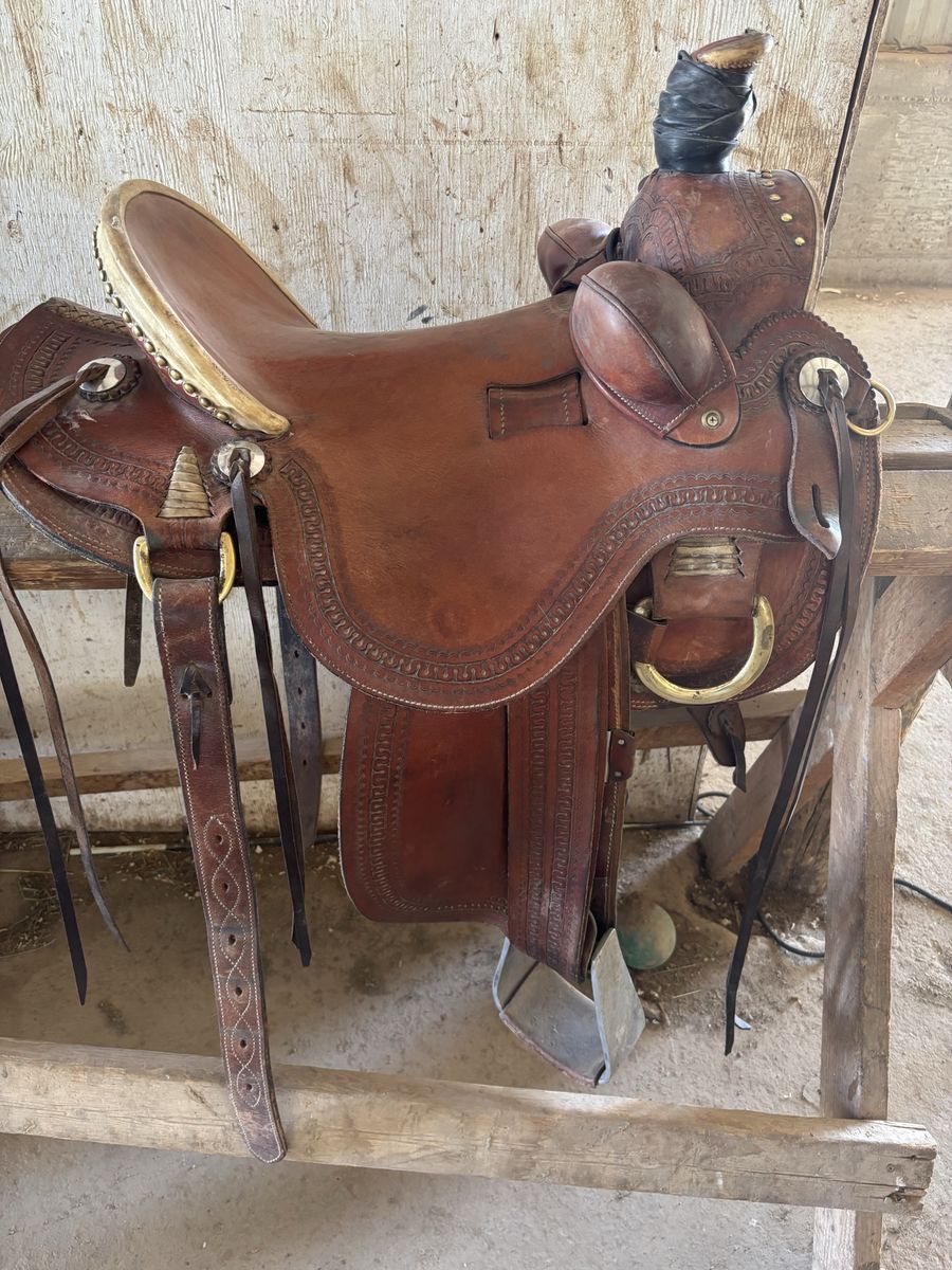 JC Martin Western Saddle