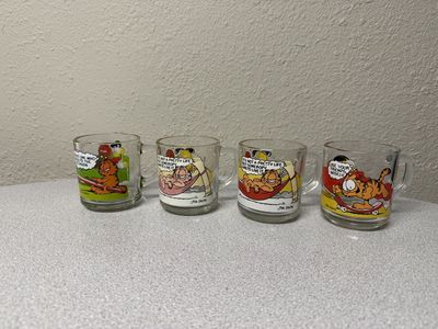 vintage Garfield glass mug's